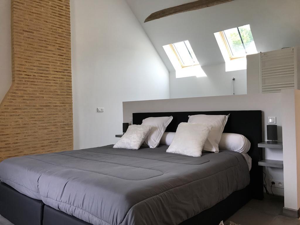 Bed and Breakfast Hameau De La Fausse Sauge Mezilles Экстерьер фото